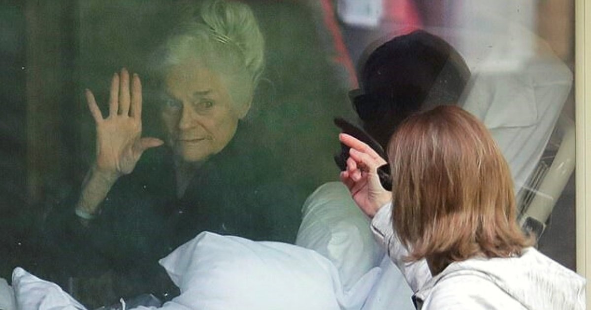 mother6.png?resize=412,275 - 81-Year-Old Mother With Coronavirus Waved To Family Members From Inside Virus-Riddled Nursing Home