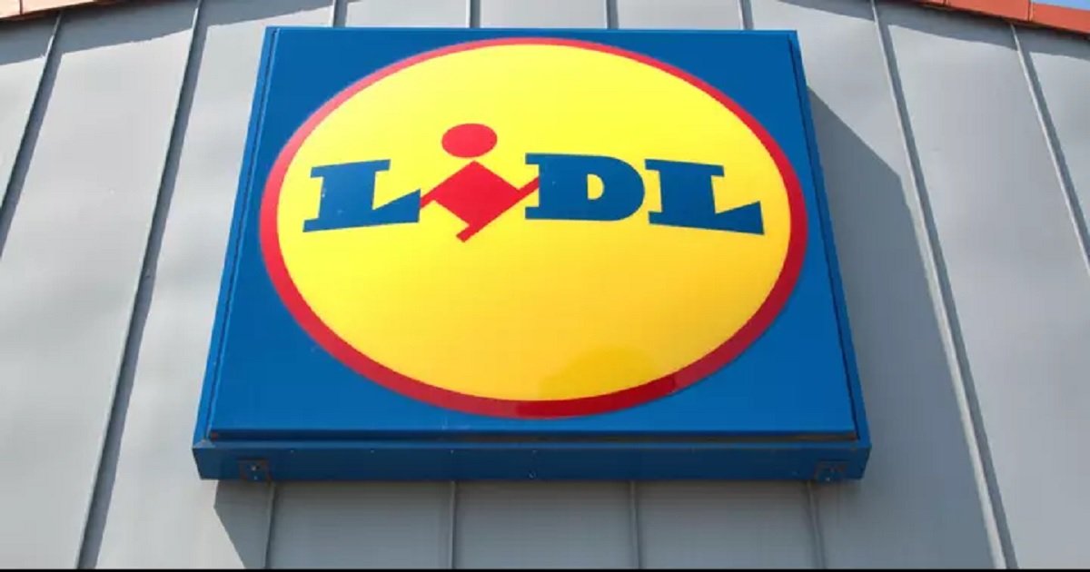 p3 6.jpg?resize=412,275 - A Supermarket Is Planning A New Addition To Its Stores- A Good Old Pub