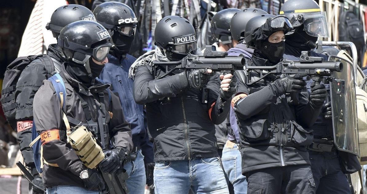 police.jpg?resize=1200,630 - Sondage: Les Français sont de moins en moins confiants envers la police