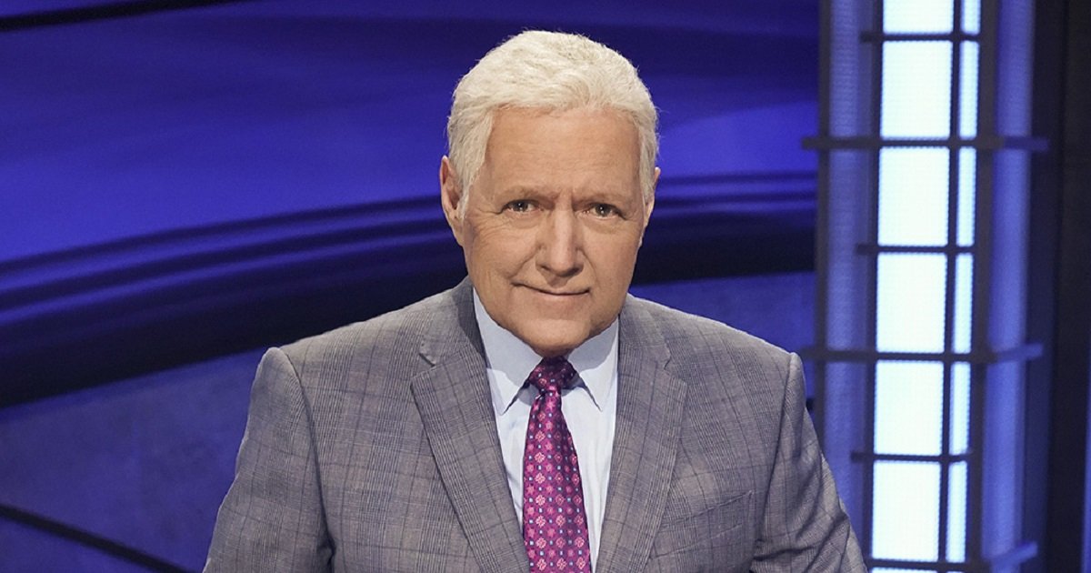 s3 1.jpg?resize=412,232 - A Year After His Diagnosis, Alex Trebek Says It's "Worth Fighting On" Against His Pancreatic Cancer