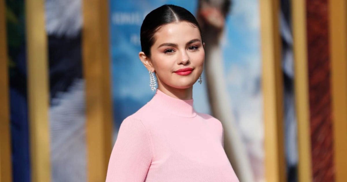 selena gomez revealed she worries she is going to be alone forever.jpg?resize=1200,630 - Selena Gomez Sometimes Worry That She Is Going To Be 'Alone Forever'