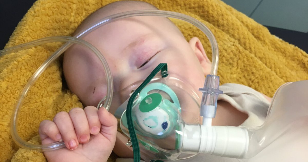 son.png?resize=1200,630 - Dad Shared Heartbreaking Photo Of Son With Pneumonia And Suspected Coronavirus