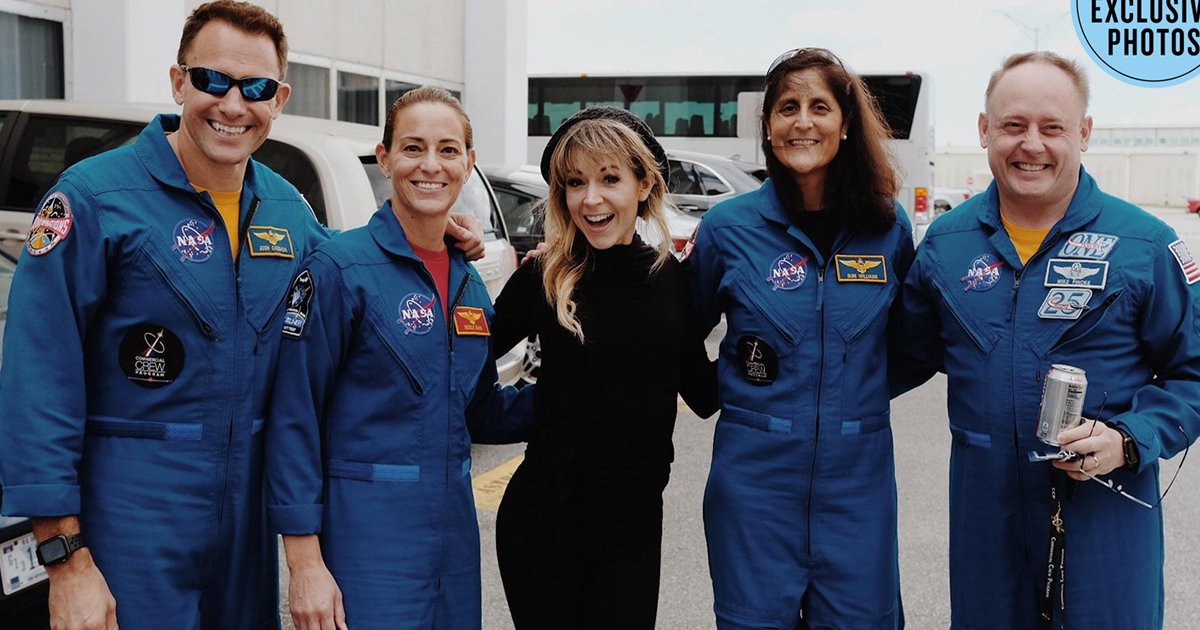 untitled 1 51.jpg?resize=412,275 - Lindsey Stirling Teamed Up With NASA To Perform Her Song "Artemis"