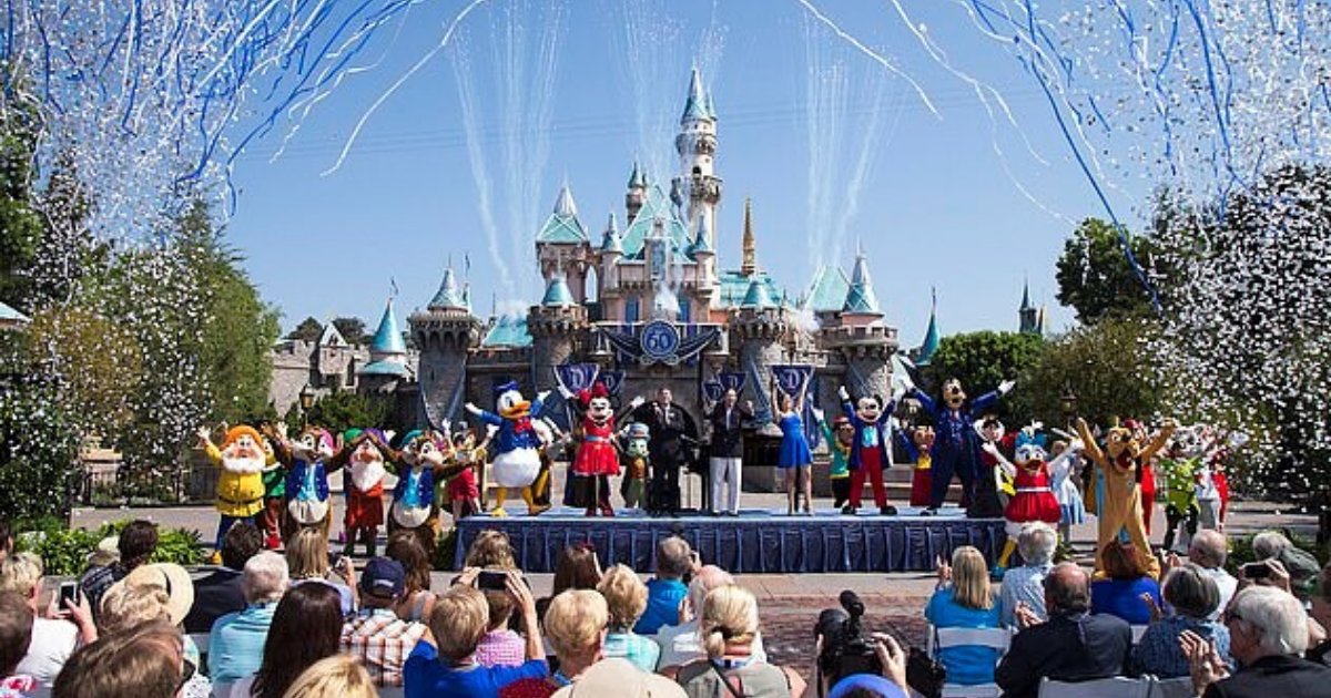 untitled design 98.png?resize=412,275 - Disneyland California Closed Down Due To Coronavirus Outbreak
