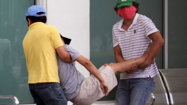 Guayaquil, en shock por el manejo de los muertos en plena pandemia ...