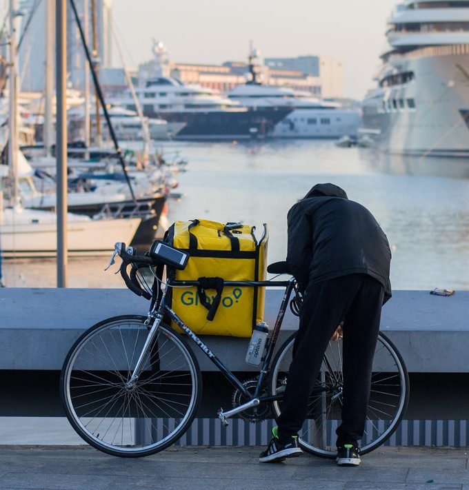 glovo delivery - Novobrief