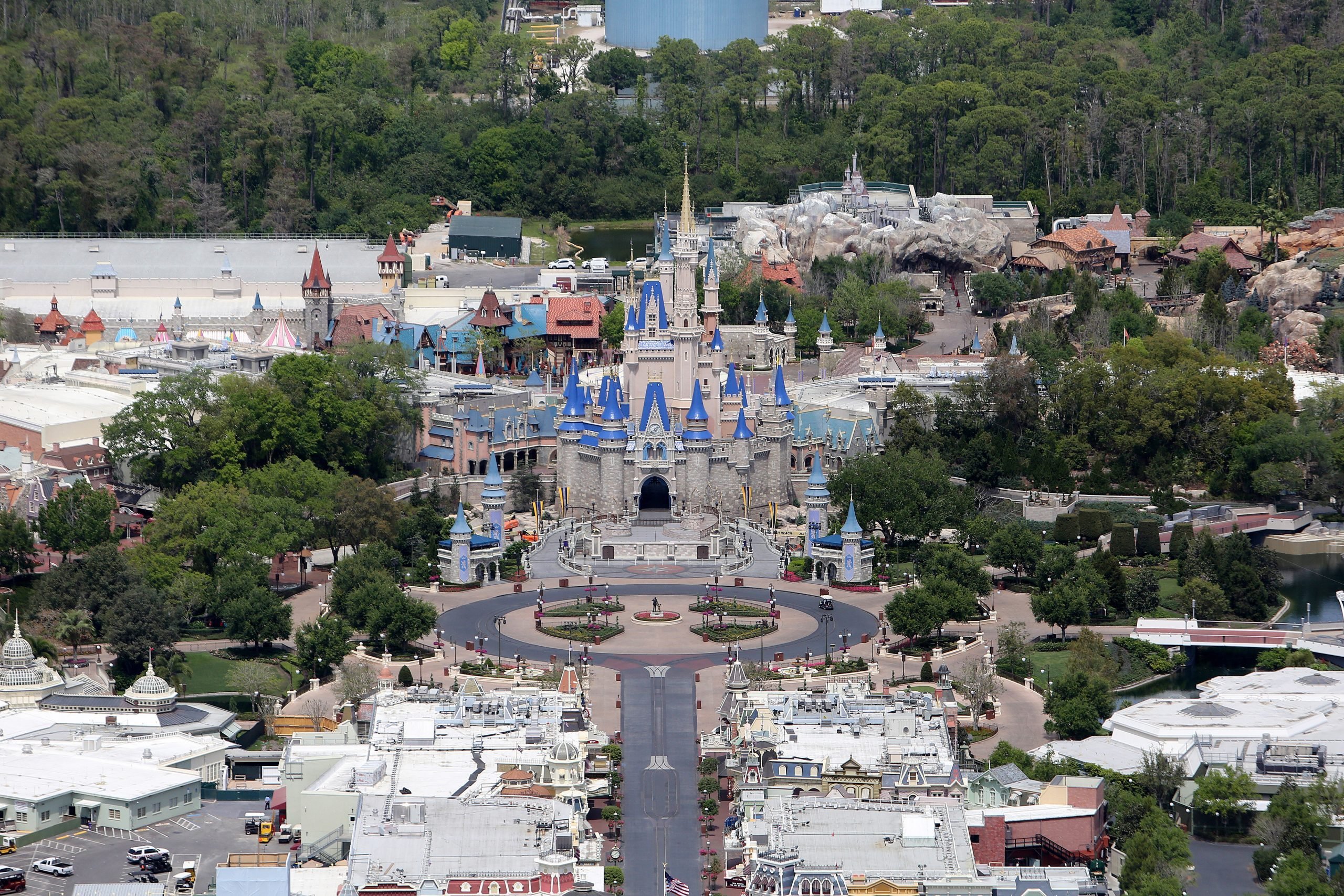 Disney World sueldo 43 mil empleados