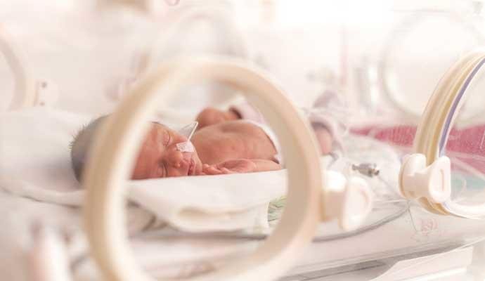 Bebés prematuros: Lucha y desafíos desde la incubadora ...