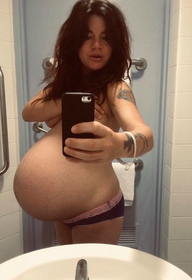  Constance posted a throwback of her pregnancy belly