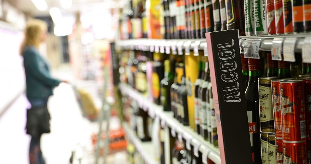 alcool.jpg?resize=1200,630 - Un département de Bretagne interdit la vente d'alcool fort jusqu'au 11 mai !