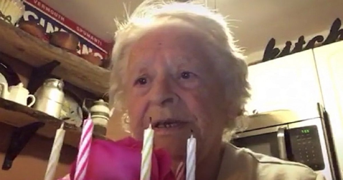 b3 4.jpg?resize=412,232 - 88-Year-Old In Lockdown Went Viral After Singing "Happy Birthday" To Herself