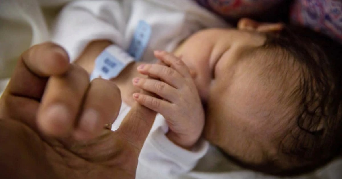 babies.png?resize=1200,630 - 10 Newborn Babies Contracted Coronavirus From Infected Medical Staff At A Hospital In Romania