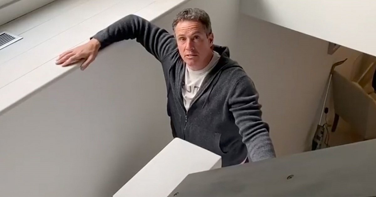 c3 7.jpg?resize=1200,630 - Chris Cuomo Finally Climbed Out Of His Basement At The End Of His COVID-19 Quarantine