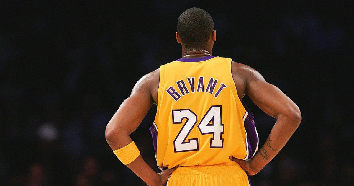 gettyimages 73752864.jpg?resize=1200,630 - Kobe Bryant Set to Be Inducted Into Pro Basketball Hall Of Fame