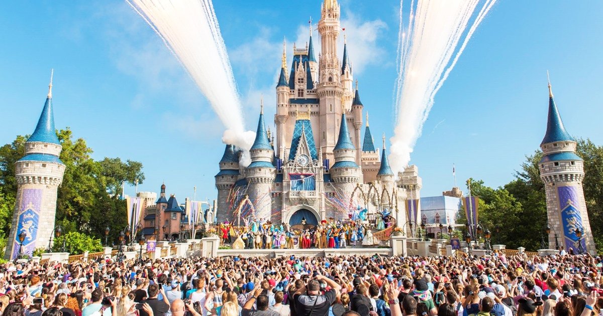 gsddsd.jpg?resize=412,232 - Coronavirus: Disney Theme Parks Are Expected To Remain Shut Till The Dawn Of 2021