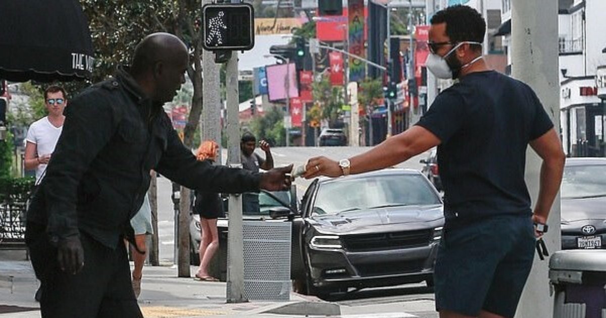 john5.png?resize=412,232 - John Legend Gave $10 To A Homeless Man After Stopping At The ATM During A Break From Coronavirus Quarantine