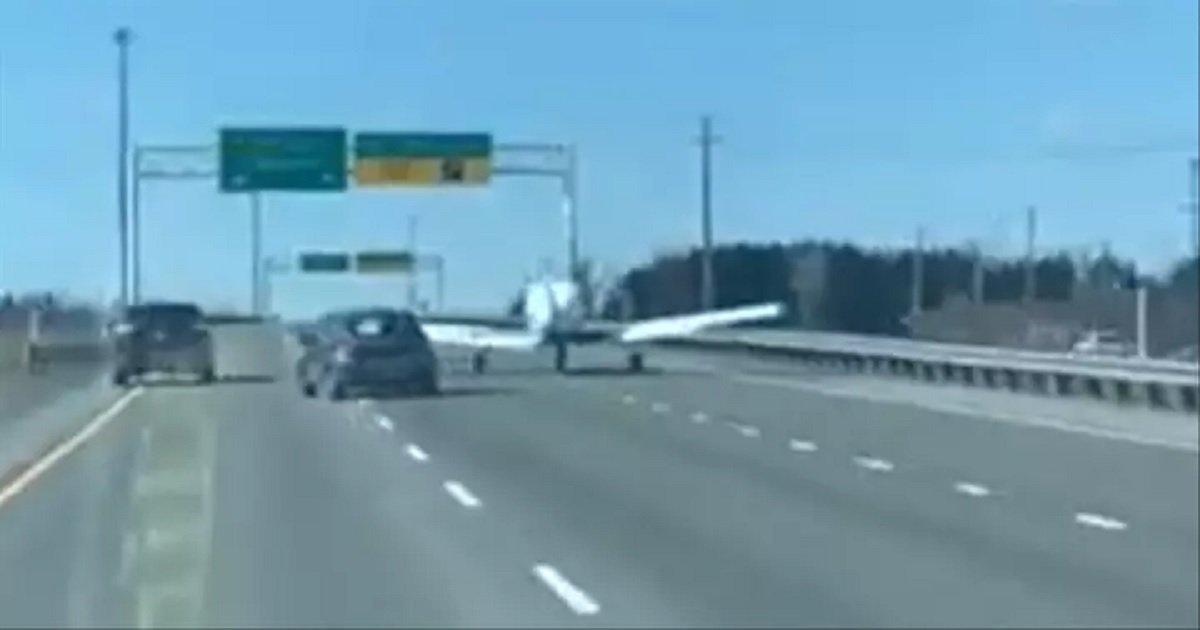 p3 6.jpg?resize=1200,630 - Small Plane Made A "Perfect" Emergency Landing On A Highway