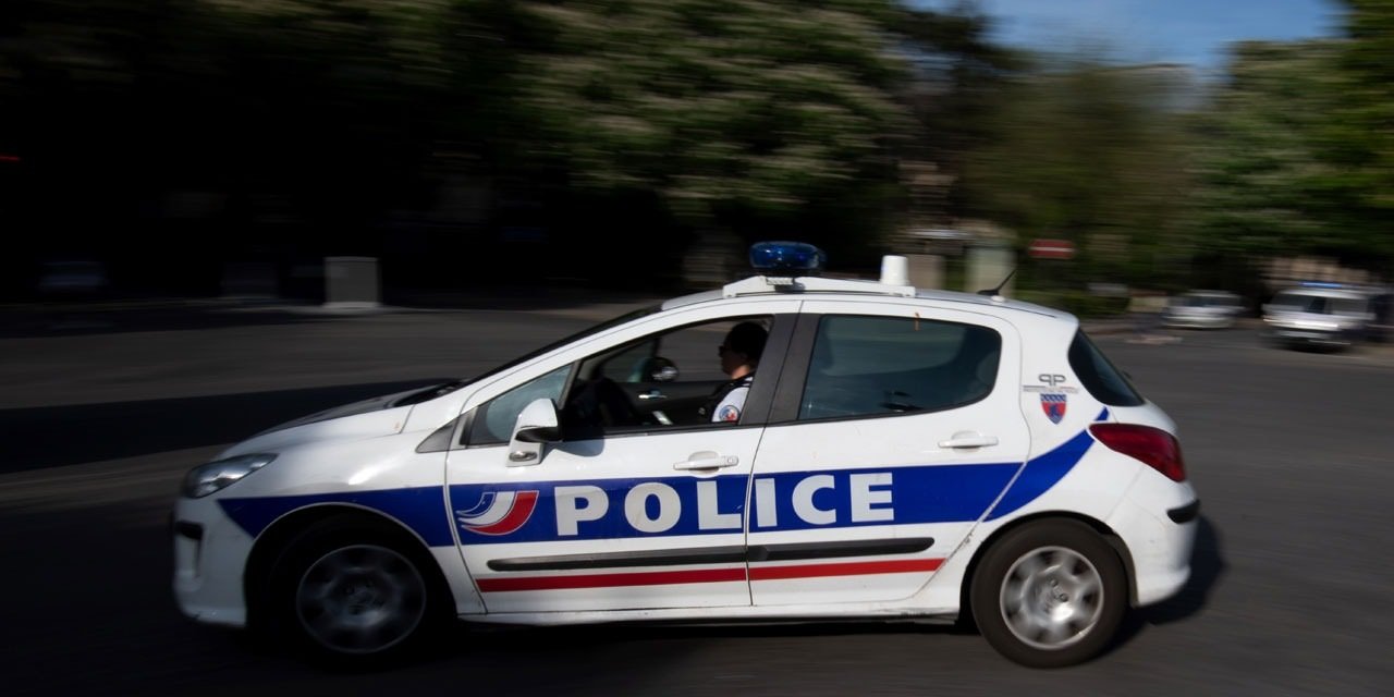 police.jpg?resize=1200,630 - Drame: Une femme a été poignardée à mort dans un immeuble de Paris