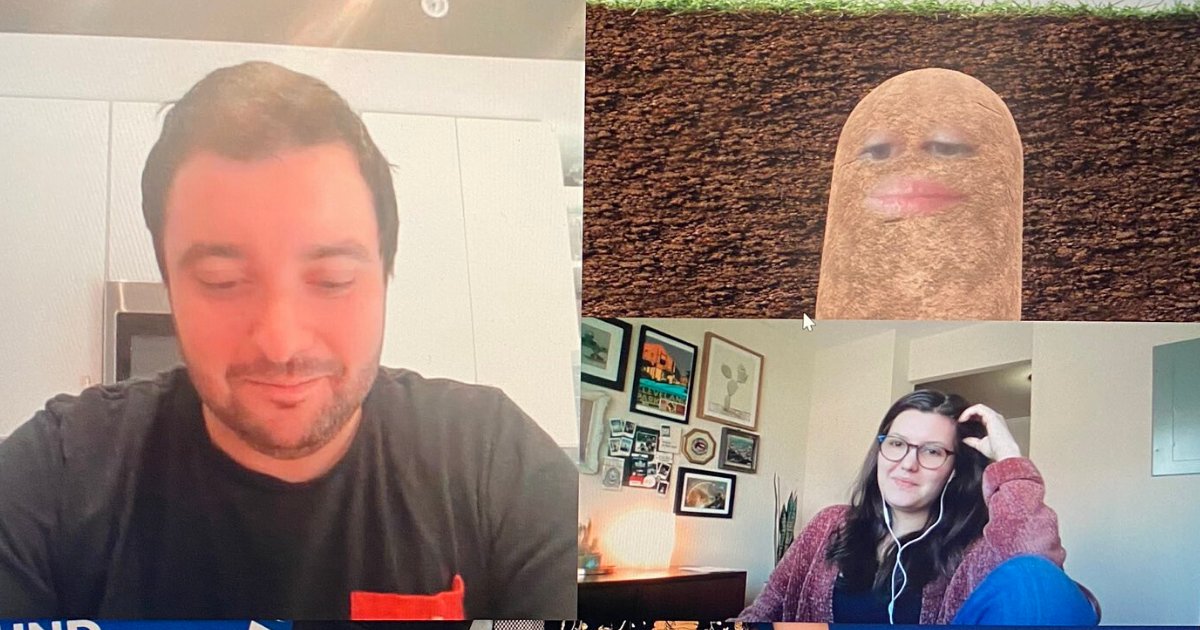 potato5.png?resize=412,275 - Boss Accidentally Turned Herself Into A Potato During Online Meeting And Couldn't Turn It Off