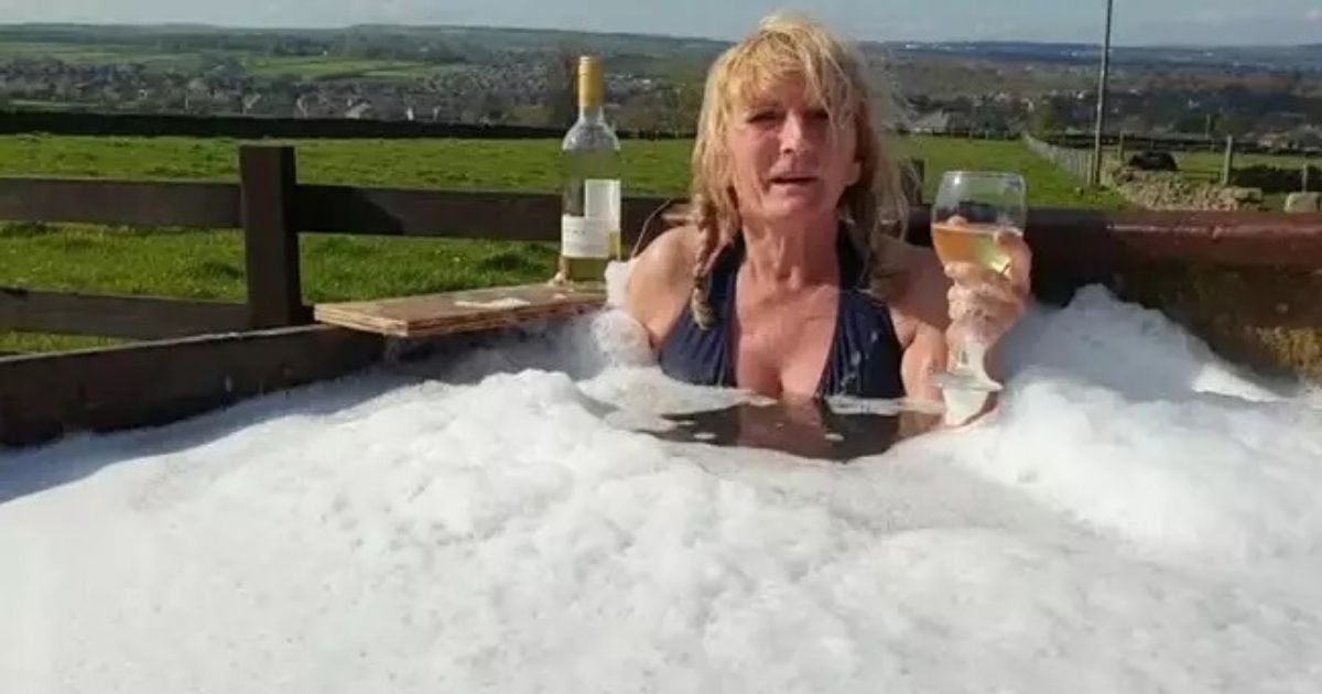 untitled design 13.jpg?resize=412,275 - Man Converted A Dump Truck Into A Hot Tub After His Partner Complained About Missing A Bath