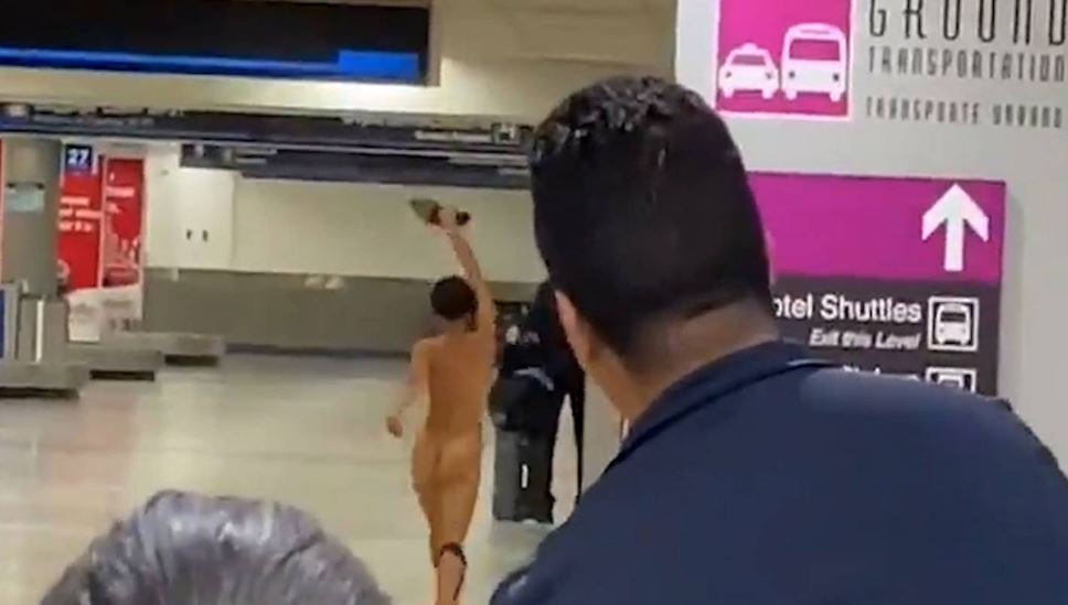 En video: mujer se desnuda en Aeropuerto Internacional de Miami ...