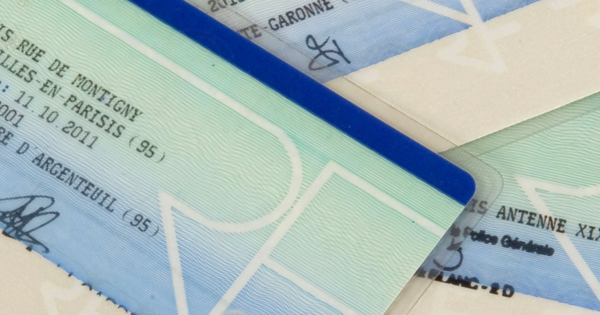 Une Nouvelle Carte D Identite Francaise Va Entrer En Vigueur En 2021 Vonjour