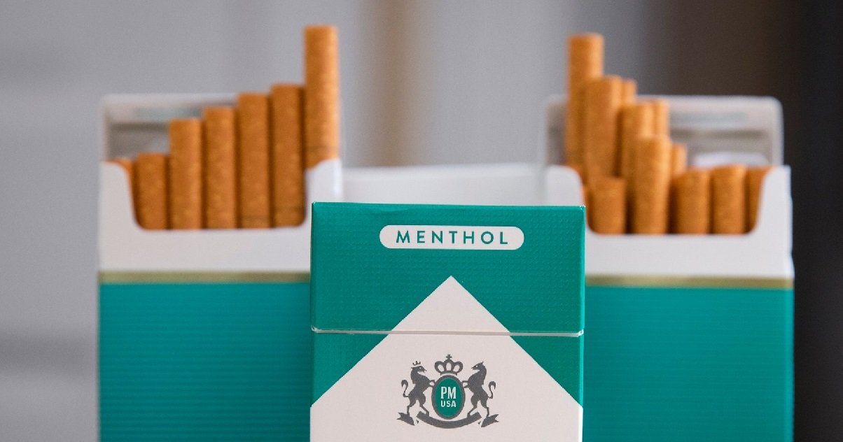 clope.jpeg?resize=412,275 - Tabac: pourquoi les cigarettes au menthol sont interdites à la vente ?