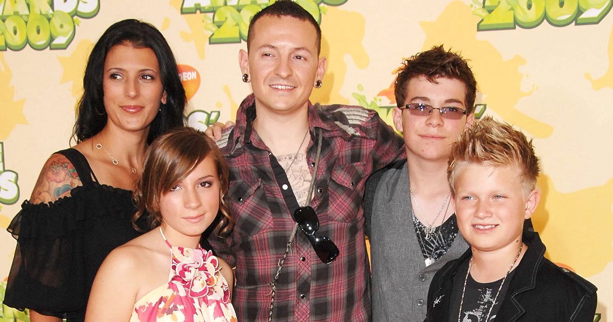 hahhaa.jpg?resize=412,275 - Chester Bennington's Children Inherit Late Father's $8M Fortune