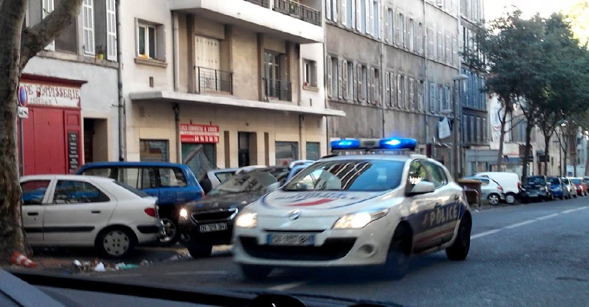 marseille.jpg?resize=412,275 - Marseille: trois policiers vont être jugés en comparution immédiate pour avoir frappé un automobiliste !