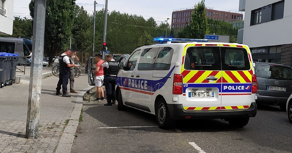 police 1 1.jpg?resize=412,275 - Indre-et-Loire : un homme de 86 ans a tué sa femme après 68 ans de vie commune