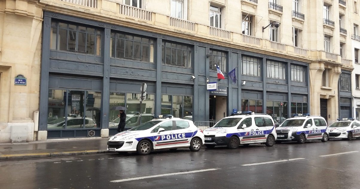 police 3.jpg?resize=412,275 - Vienne: un homme se rend au commissariat pour boxer le policier qui l'a verbalisé