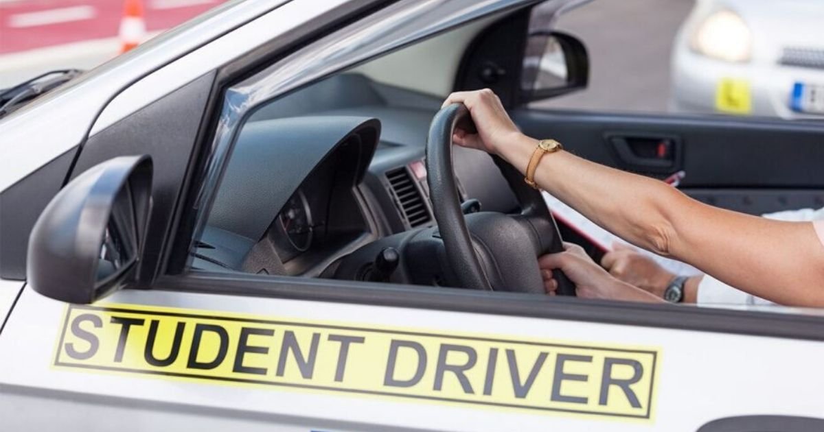 shutterstock.jpg?resize=412,232 - Around 20,000 Teens in Georgia Received Their Driver Licenses Without a Road Test