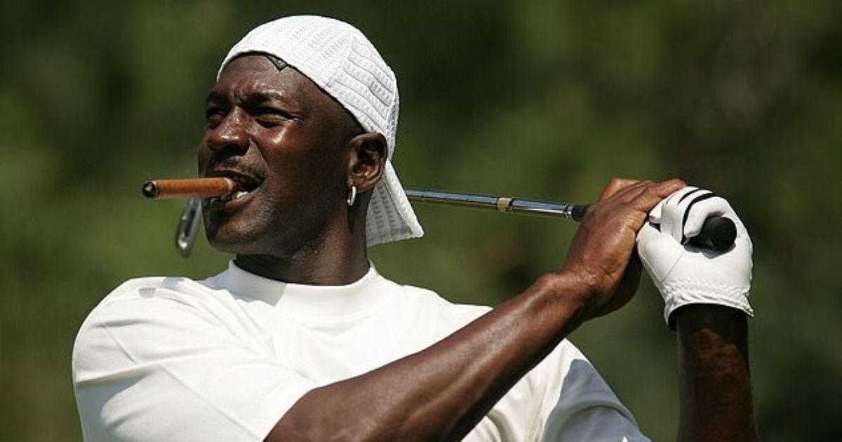untitled design 13.jpg?resize=412,275 - Michael Jordan's Agent Revealed The Basketball Legend Once Turned Down A $100 Million Offer