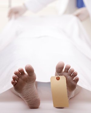 Woman wakes up in body bag