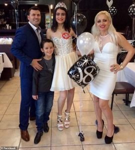 Traficante De Drogas Apuñaló A Su Hija De 20 Años Porque "Estaba ...
