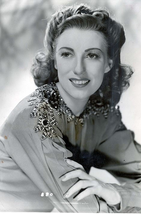 Dame Vera in 1947