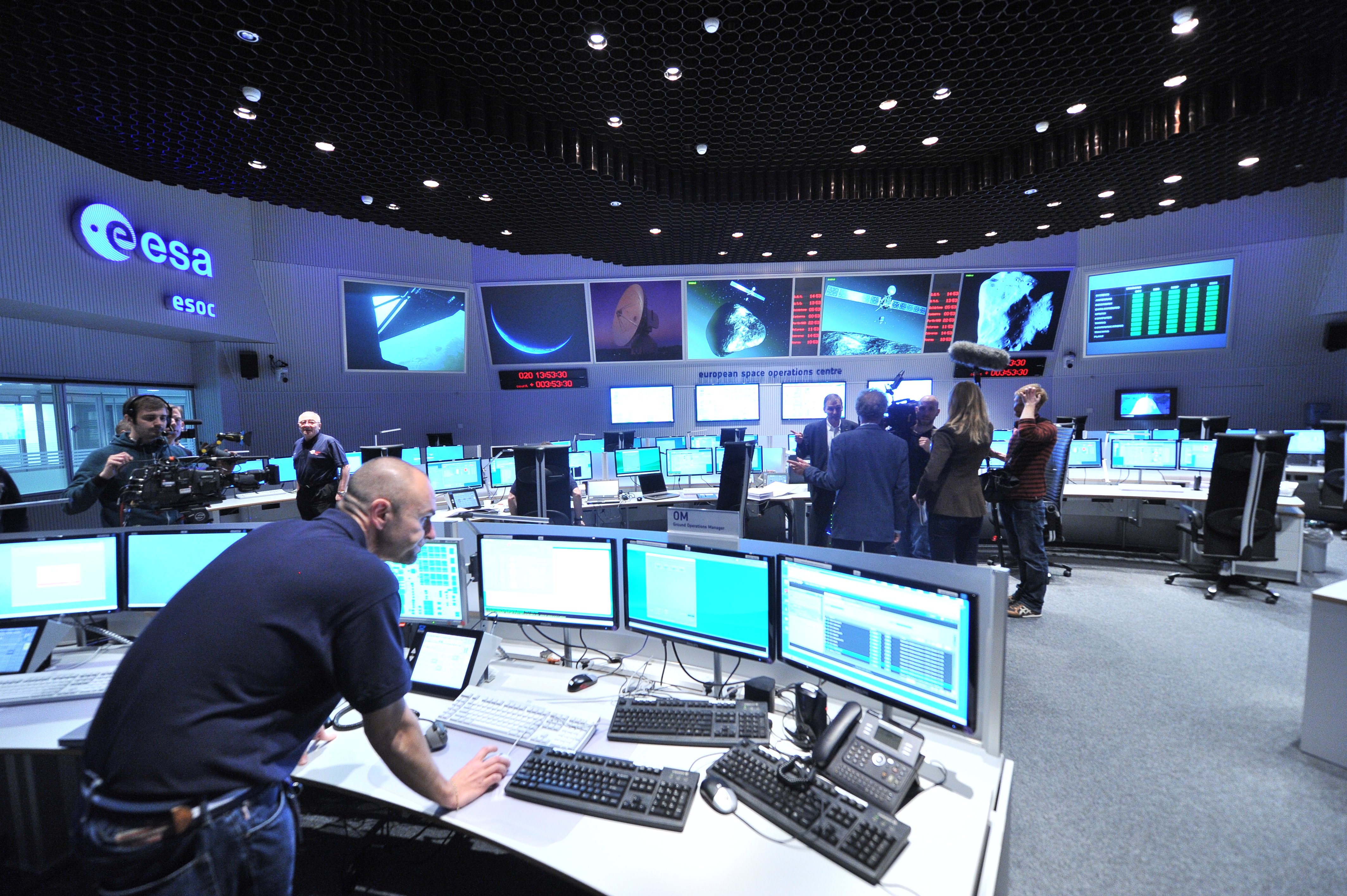 European Space Operations Centre - Wikipedia