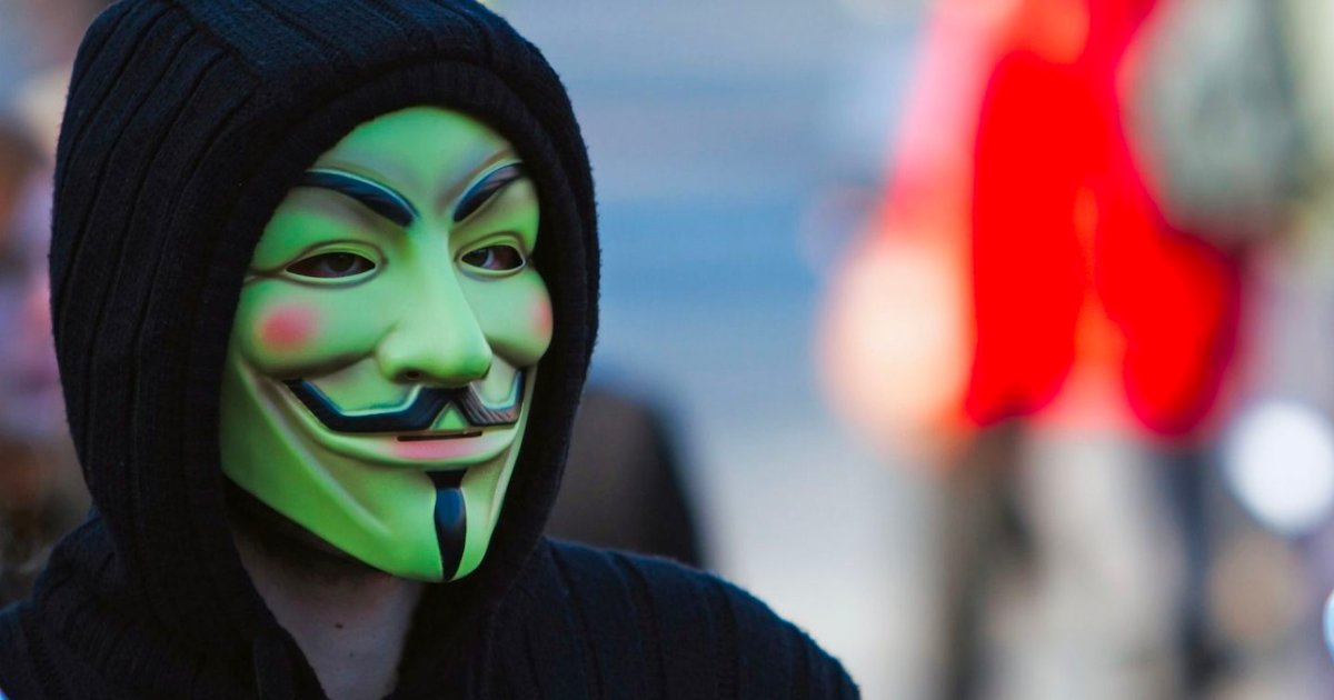 anonymous.png?resize=1200,630 - Le groupe d'activistes Anonymous a hacké des radios de la police de Chicago pour diffuser le morceau "Fuck tha police"