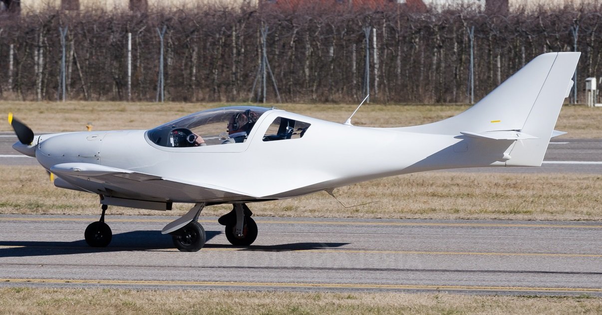 aveko vl 3.jpg?resize=412,275 - Seine-Maritime: Un avion de tourisme s'est écrasé au sud-est de Dieppe