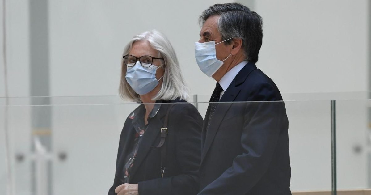la voix du nord 4 e1593435259177.jpg?resize=1200,630 - Affaire Fillon : François Fillon et sa femme condamnés à 5 et 3 ans de prison