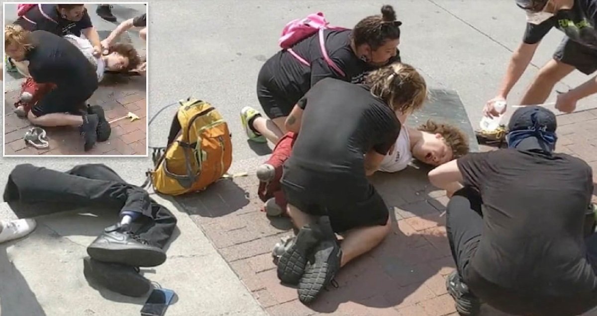 ohio.jpg?resize=412,275 - Un homme amputé qui manifestait contre le racisme s'est retrouvé à terre, en train de ramper sans ses prothèses...