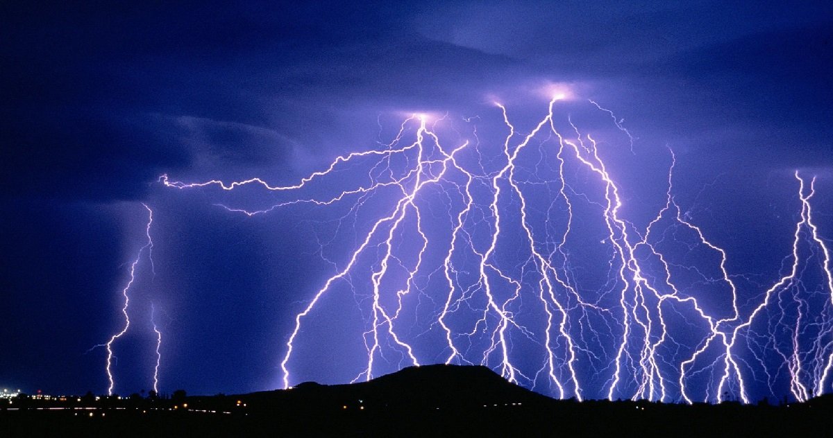 orage.jpeg?resize=412,275 - Inde: ce jeudi, plus d'une centaine de personnes ont été tuées par la foudre