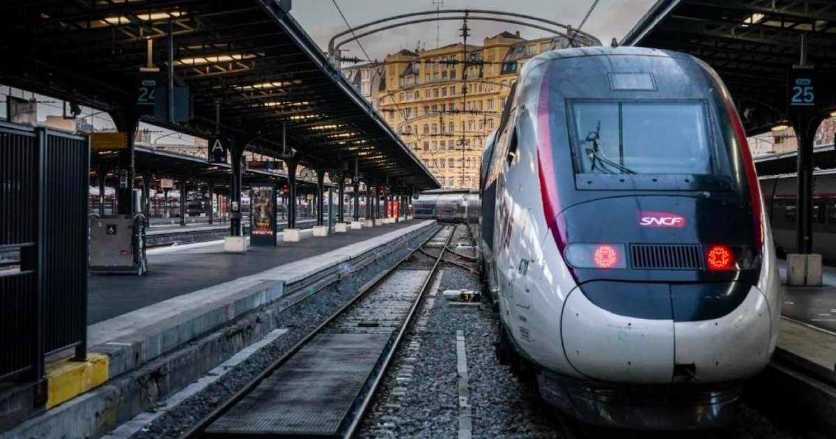 sncf.png?resize=412,232 - La SNCF commence à supprimer certains trains prévus pour cet été