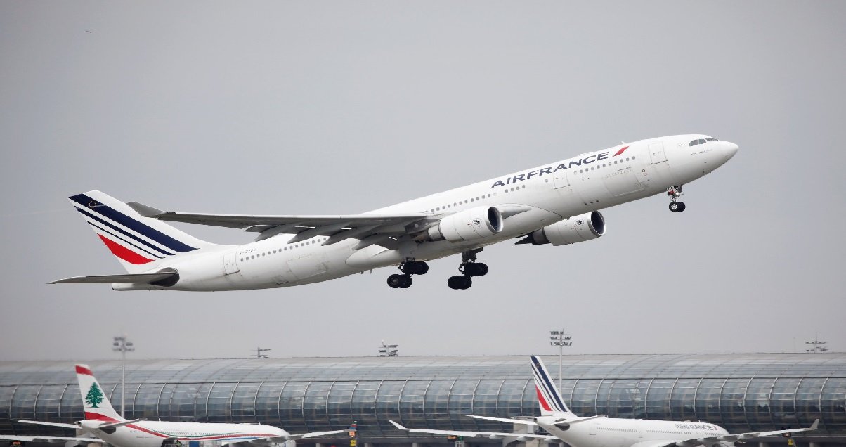 af 1.jpg?resize=412,275 - Air France: d'ici 2022 la compagnie aérienne veut supprimer 7500 postes