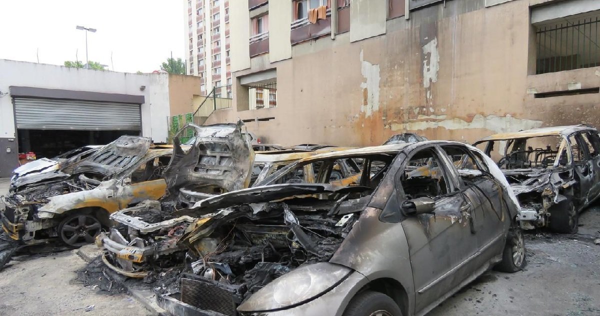 bobigny.jpg?resize=1200,630 - Fête nationale: de nombreux véhicules ont été incendiés à Pantin et Bobigny