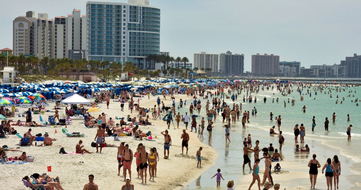 coronavirus 1.jpg?resize=1200,630 - Coronavirus: la Floride vient de battre son record de nombre de morts en une journée