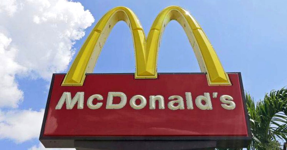 mcdo5.png?resize=412,275 - McDonald's Workers File Lawsuit Against Company Claiming Manager Made Discriminative Remarks About POC Diners And Staff