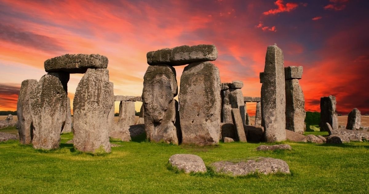 rocks5.jpg?resize=412,275 - The Mystery Of Stonehenge Has Finally Been Solved By Archeologists