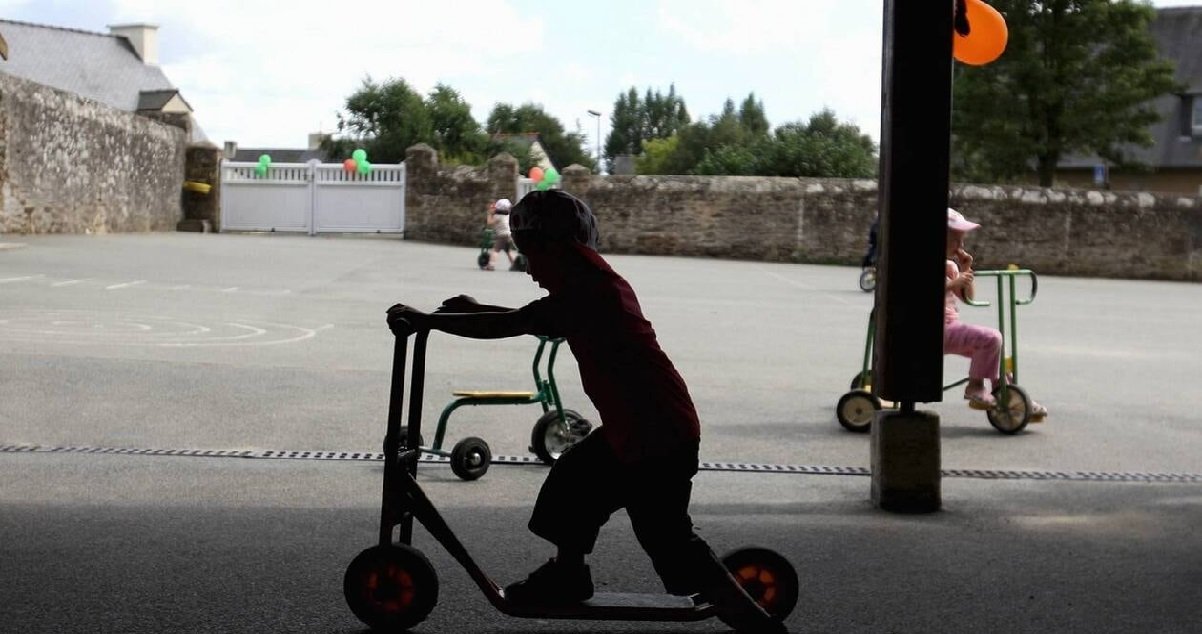 trotinette.jpg?resize=412,232 - Bretagne: un individu a frappé un chien et un homme avec la trottinette de sa fille