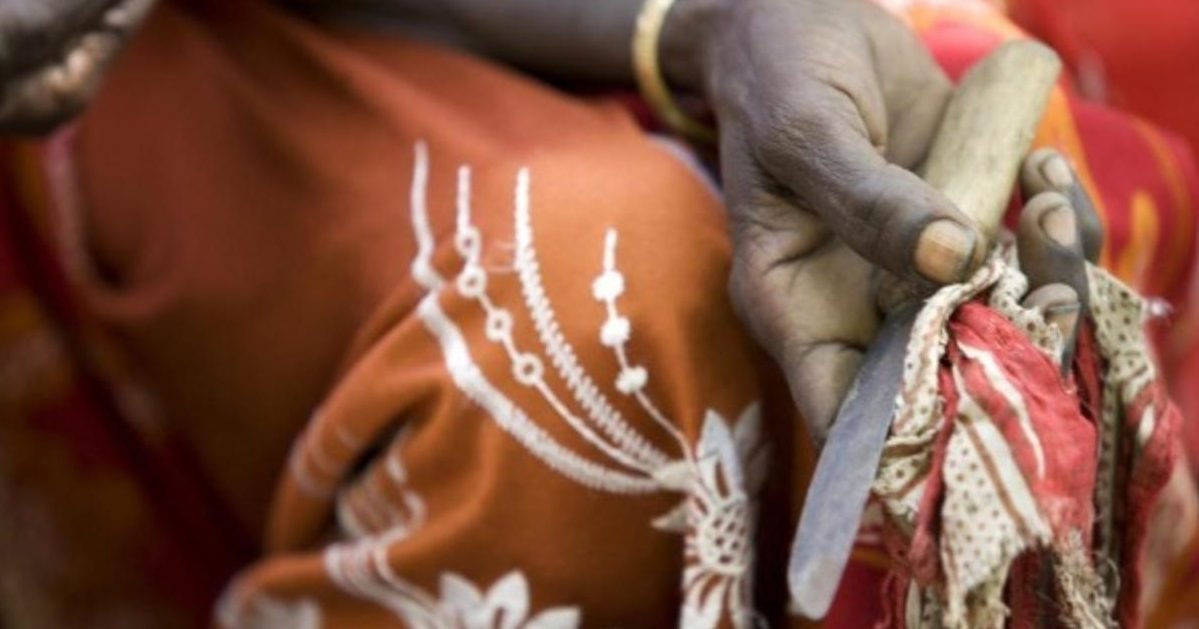 w1240 p16x9 excision 0 e1594745209644.jpg?resize=1200,630 - Le Soudan interdit les mutilations génitales féminines (MGF)